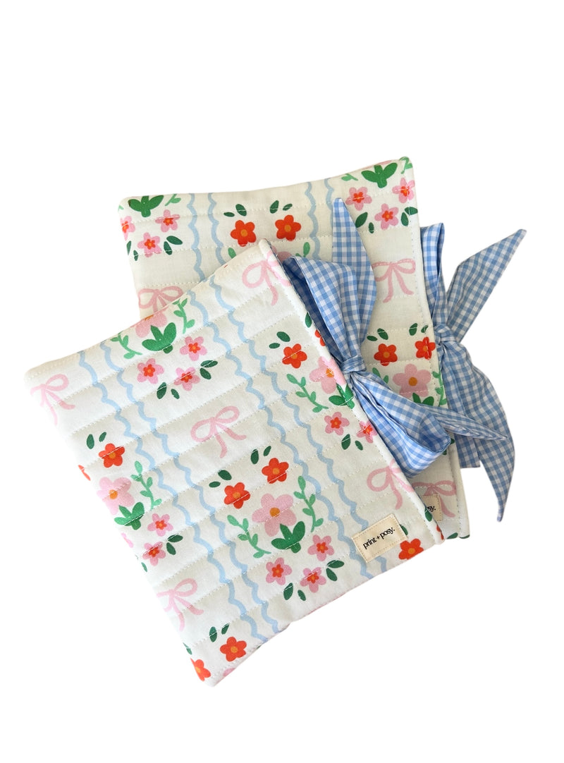 Cottage Bow Quilted Book Sleeve