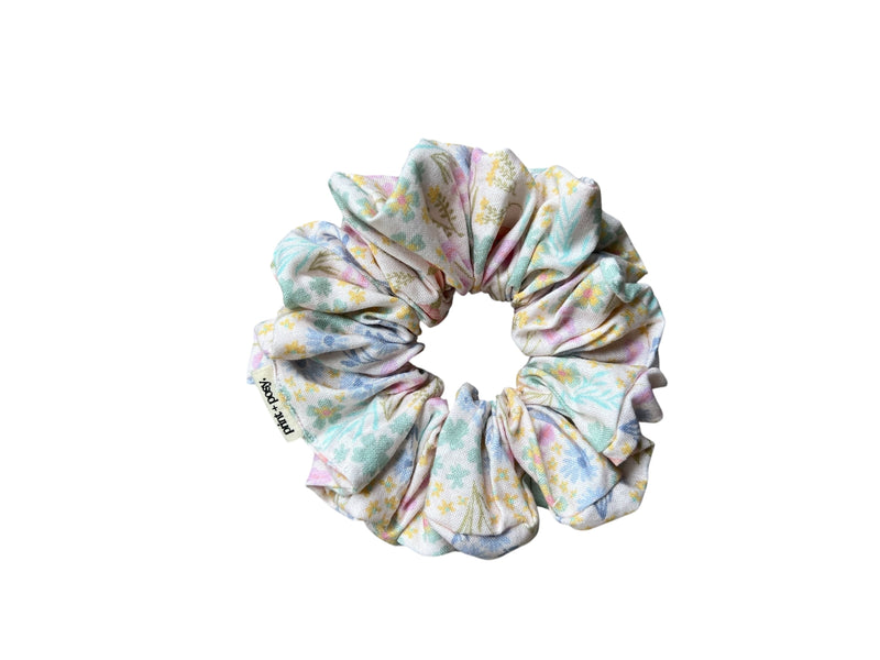 Cream Blossom Scrunchie