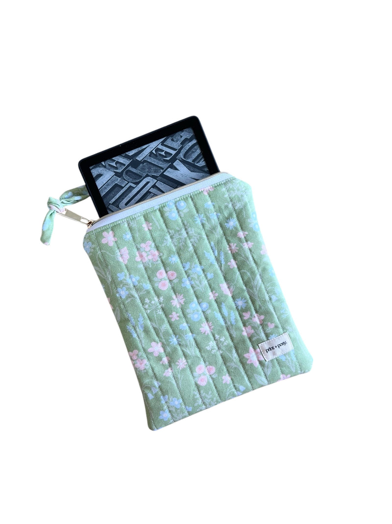 Flora Quilted Kindle Sleeve