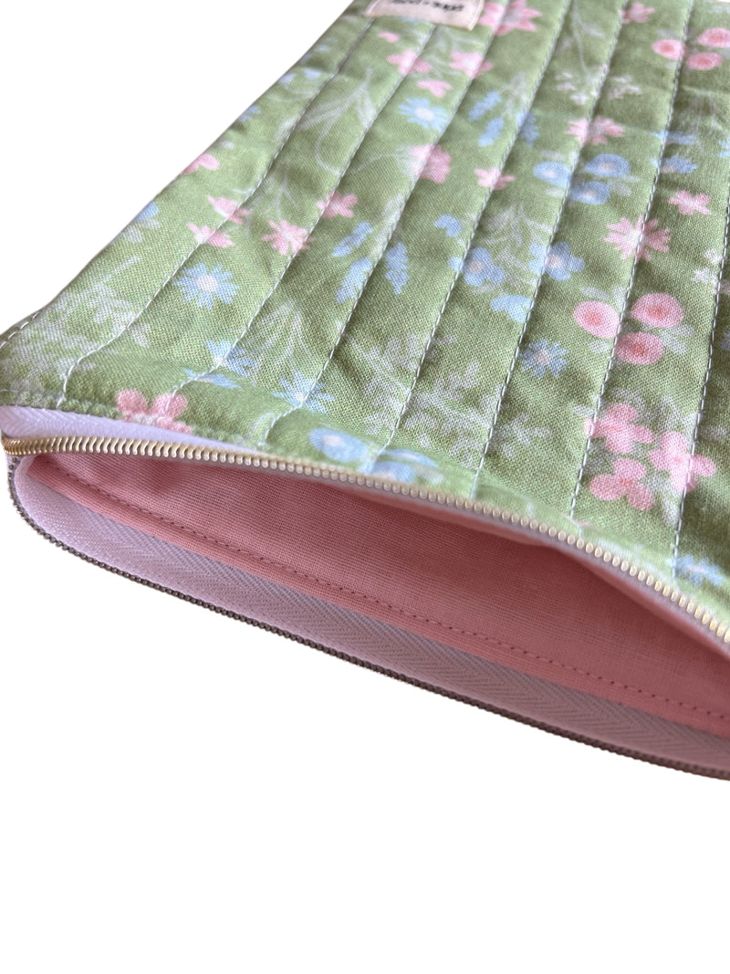 Flora Quilted Kindle Sleeve