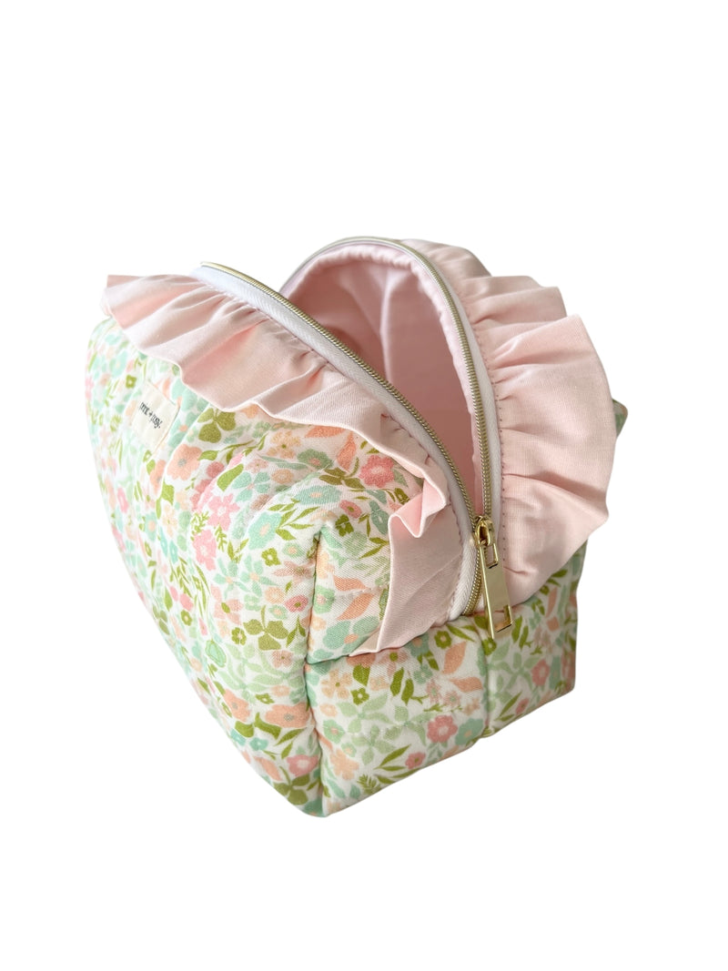 Greta Gingham Ruffle Carry-All