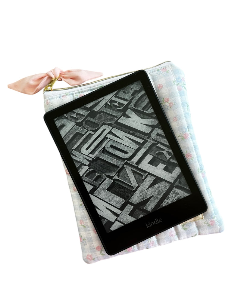 Mabel Gingham Quilted Kindle Sleeve