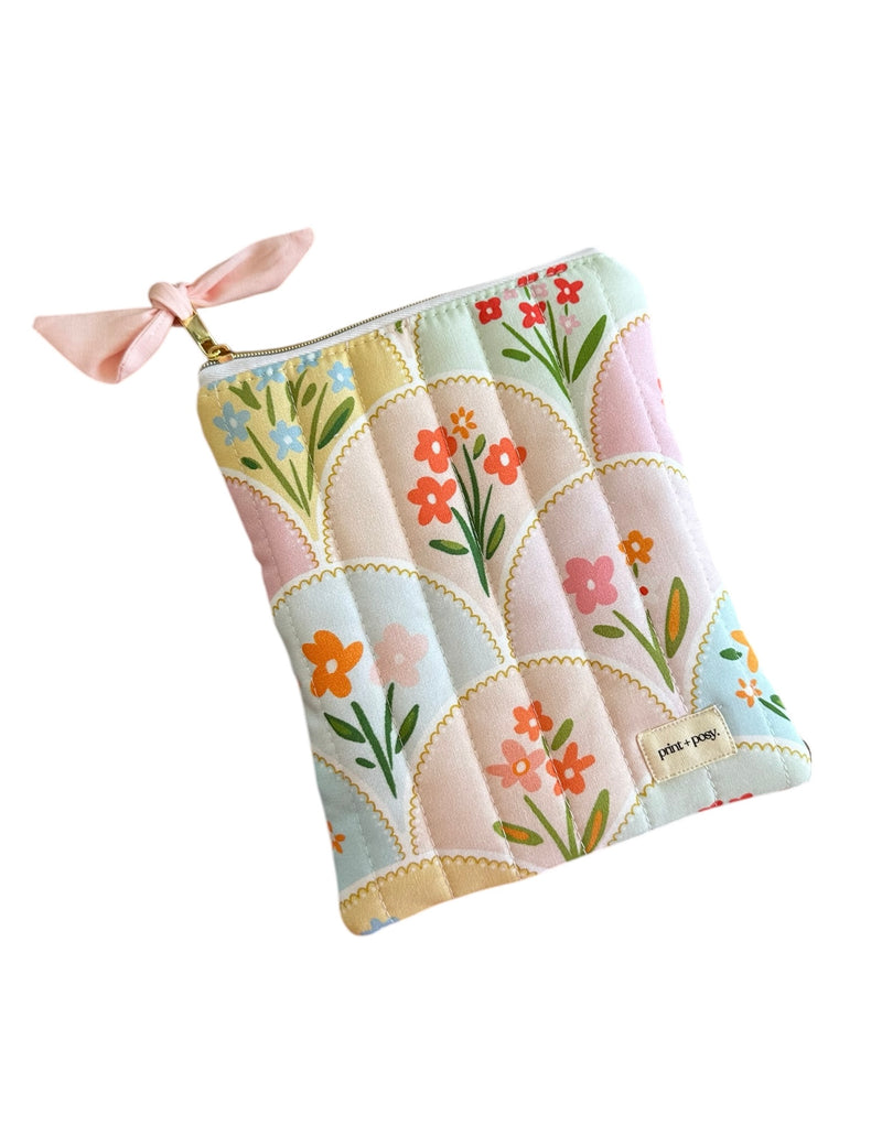 Daisy Mosaic Quilted Kindle Sleeve