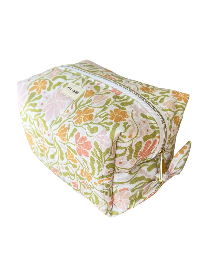 Spring Garden Quilted Carry-All