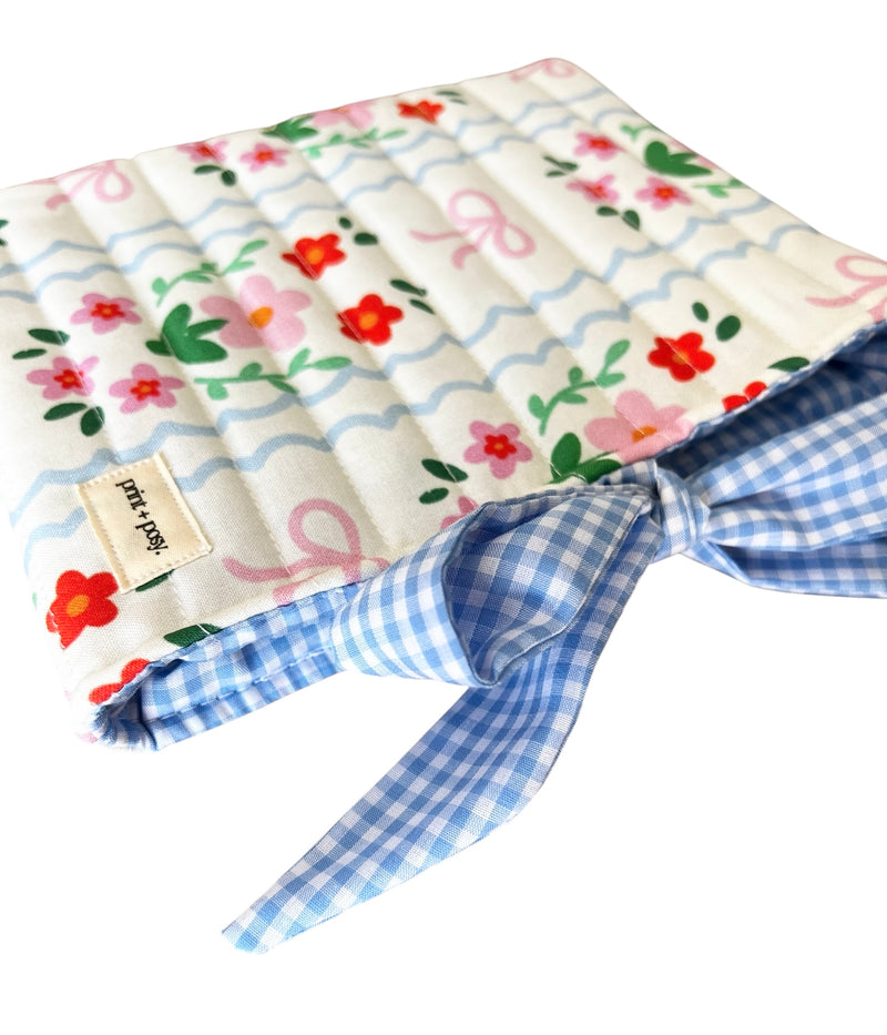 Cottage Bow Quilted Book Sleeve