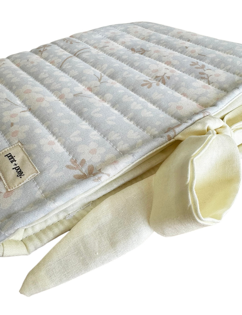 Snowdrop Quilted Book Sleeve