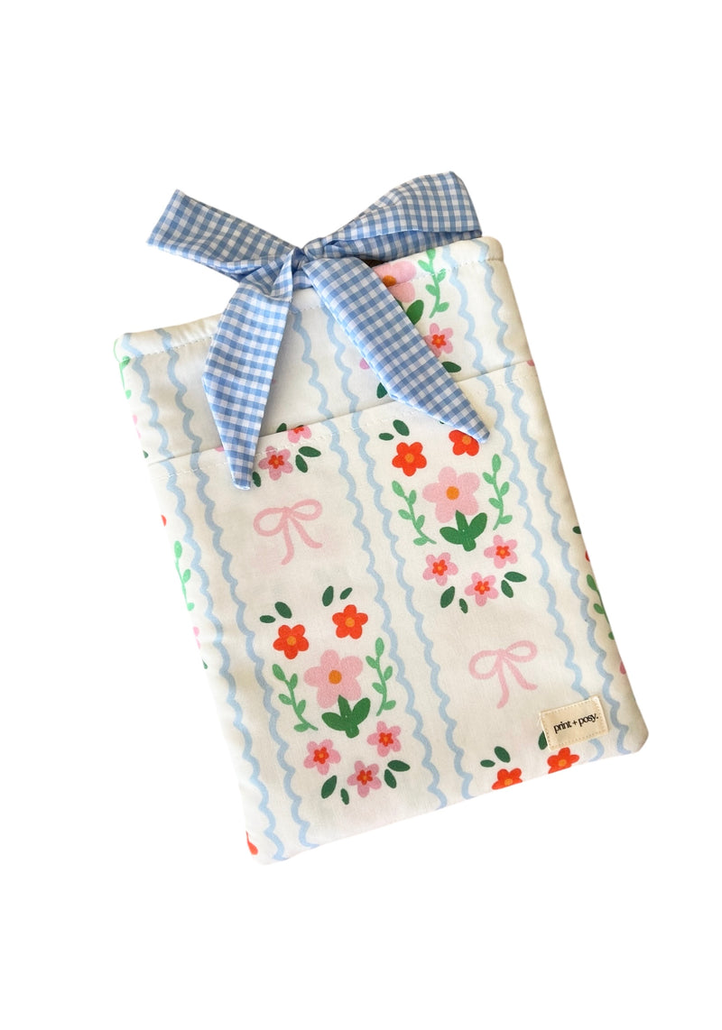 Cottage Bows Pocket Book Sleeve