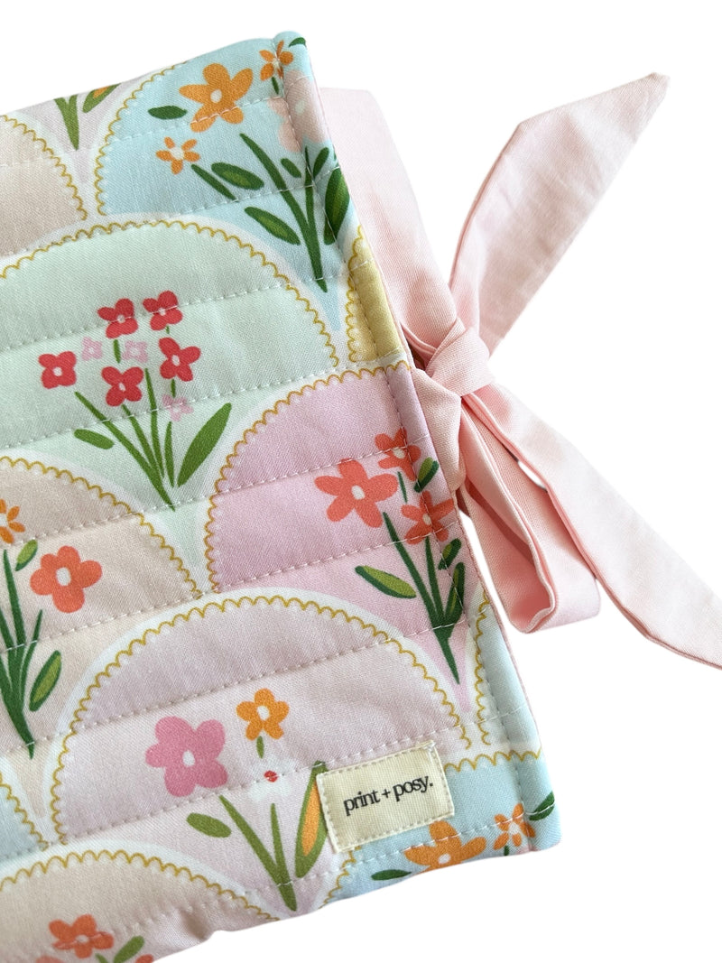 Daisy Mosaic Quilted Book Sleeve