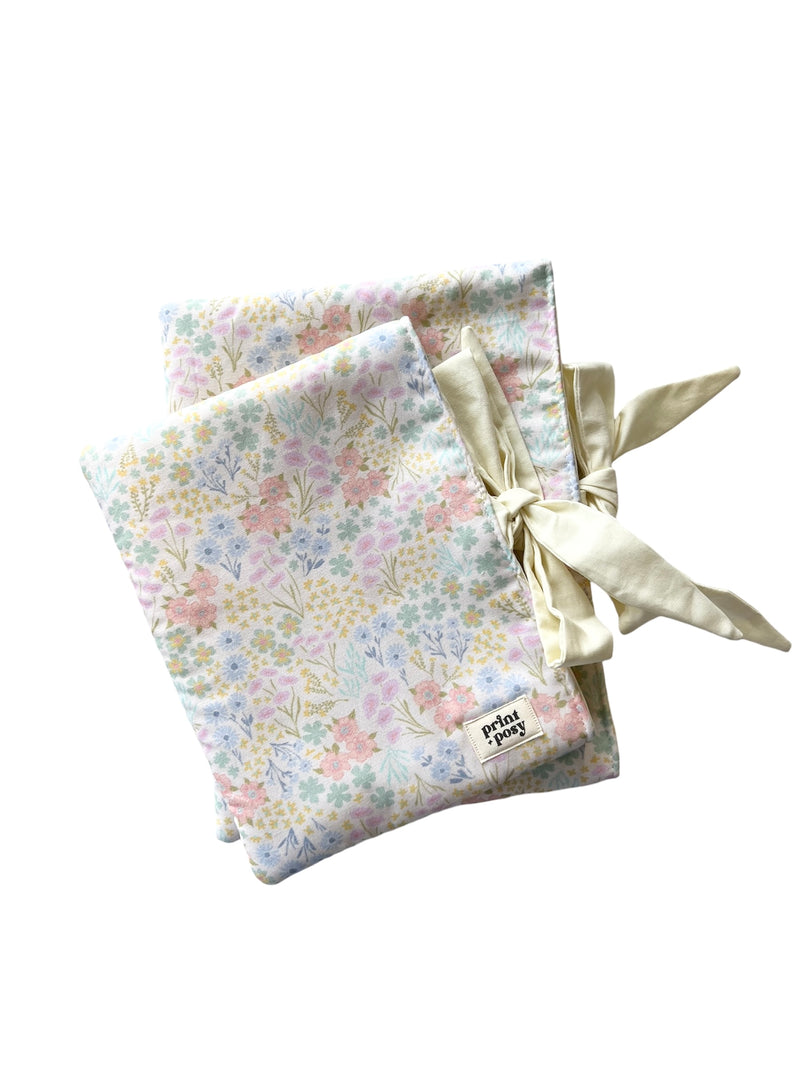 Posy Tie Book Sleeve Sewing Pattern